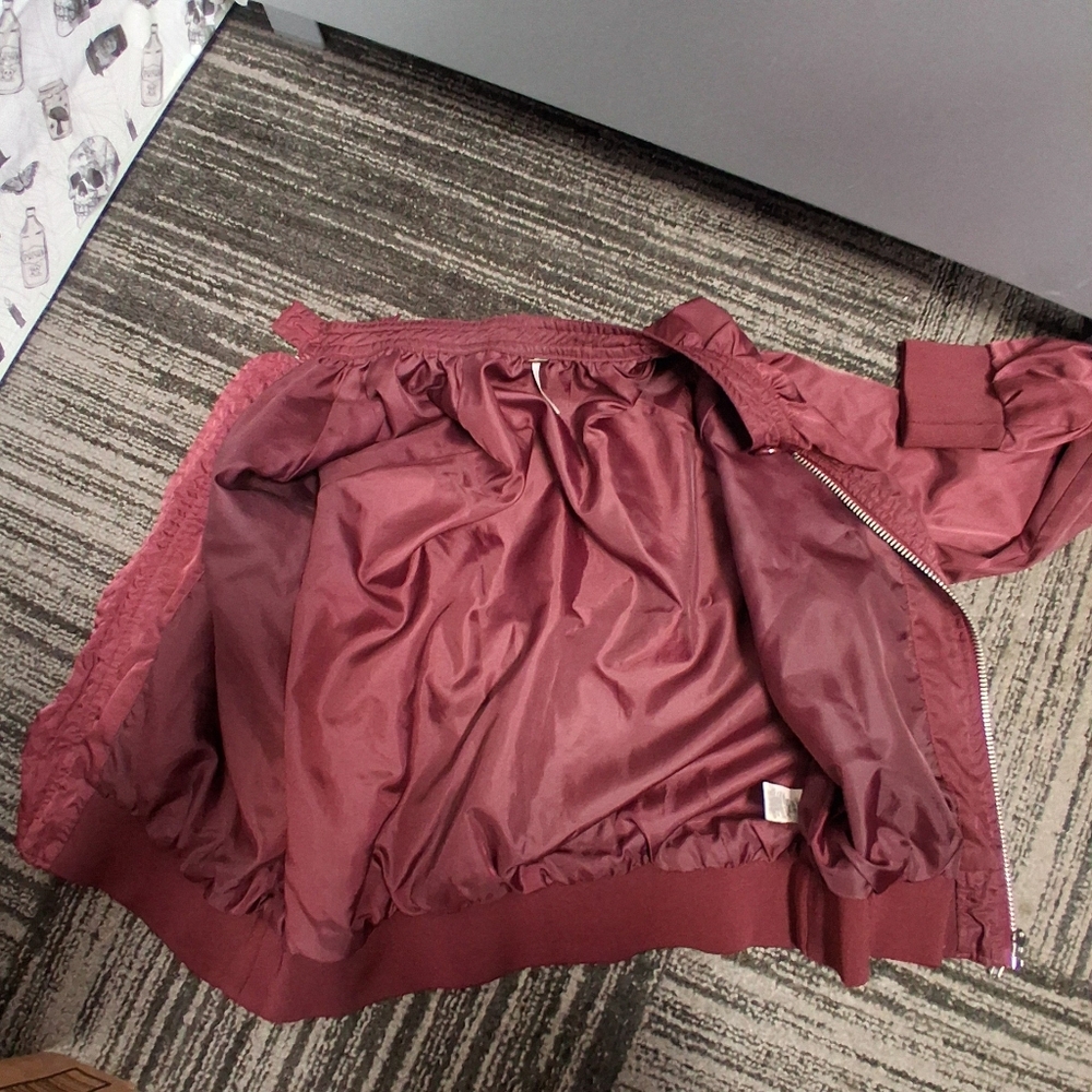 Free People Maroon bomber jacket Size Medium - Picture 4 of 4